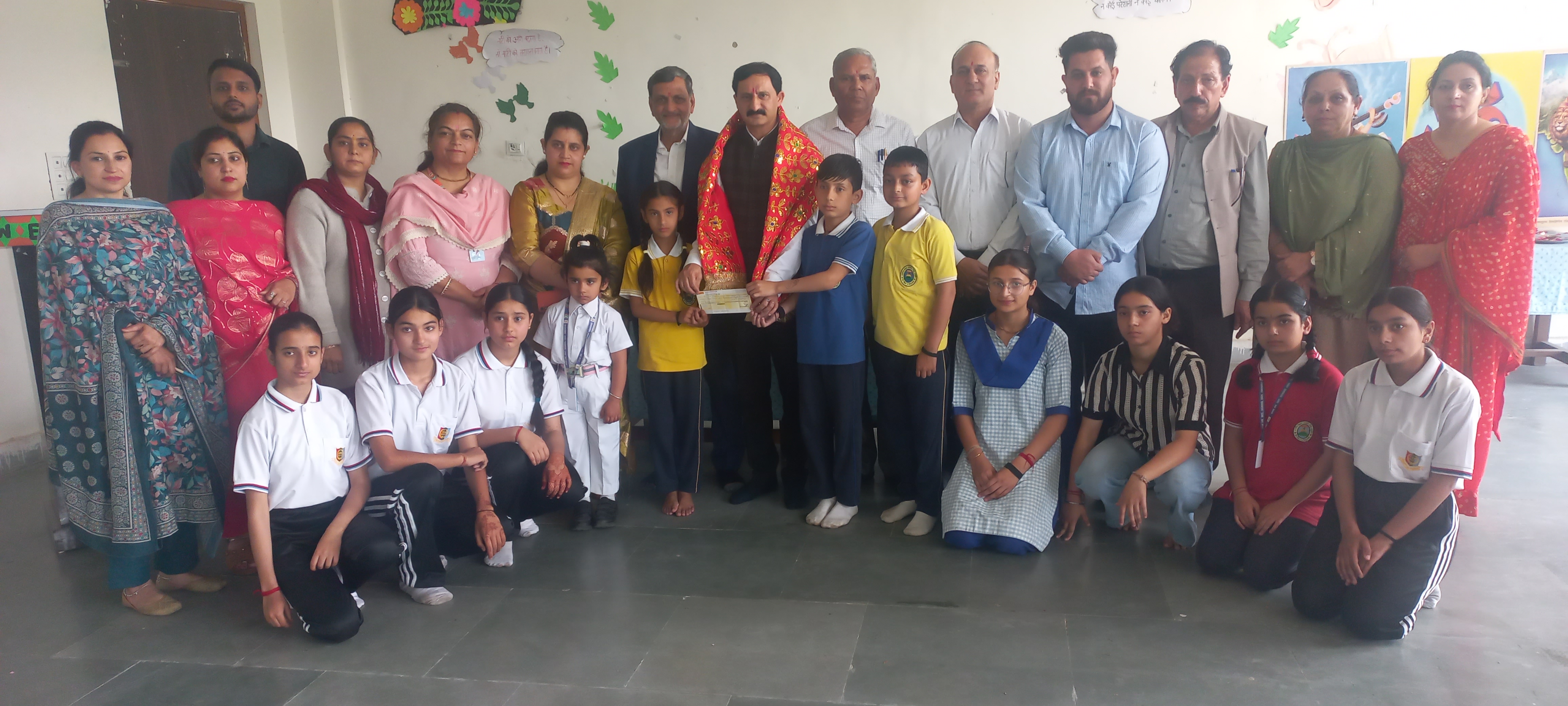 Sprawling Buds donates Rs 1 lakh to support EWS students